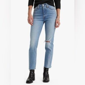 LIKE NEW Levi's Button Fly Wedgie Straight Leg Jeans